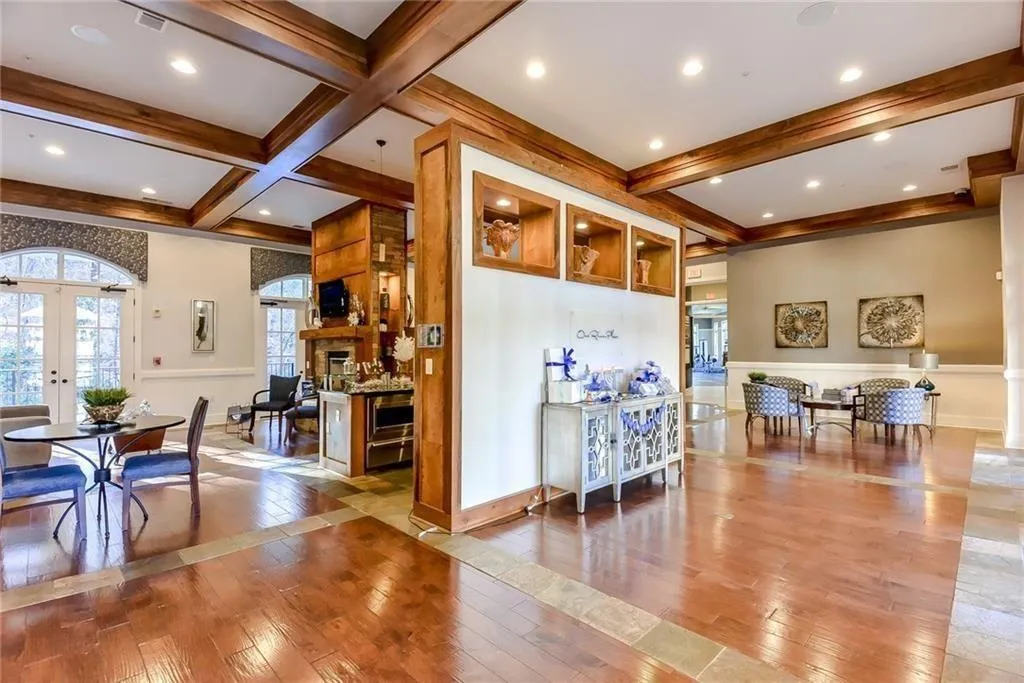200 River Vista Drive Unit 303, Atlanta, Georgia 30339, 2 Bedrooms Bedrooms, ,2 BathroomsBathrooms,Residential,Sold,200 River Vista Drive Unit 303,6819380