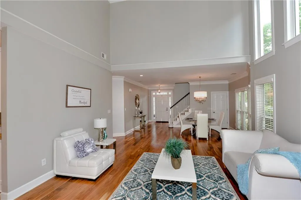 4575 Windsor Park Place, Atlanta, Georgia 30342, 4 Bedrooms Bedrooms, ,2 BathroomsBathrooms,Residential,Sold,4575 Windsor Park Place,6550663