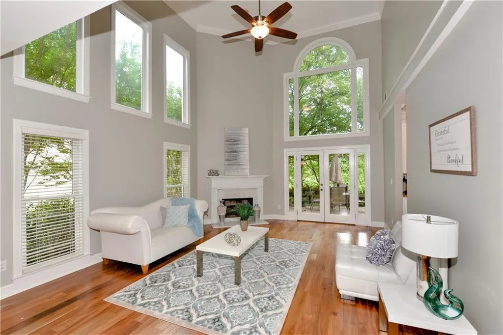 4575 Windsor Park Place, Atlanta, Georgia 30342, 4 Bedrooms Bedrooms, ,2 BathroomsBathrooms,Residential,Sold,4575 Windsor Park Place,6550663