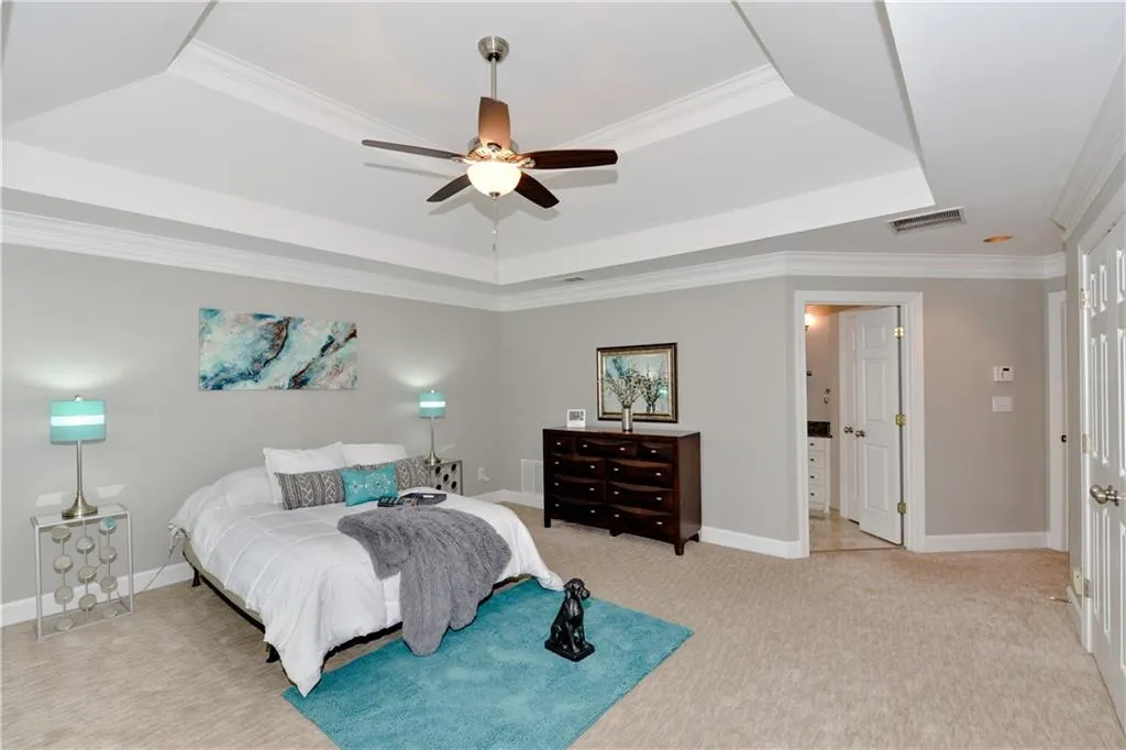 4575 Windsor Park Place, Atlanta, Georgia 30342, 4 Bedrooms Bedrooms, ,2 BathroomsBathrooms,Residential,Sold,4575 Windsor Park Place,6550663