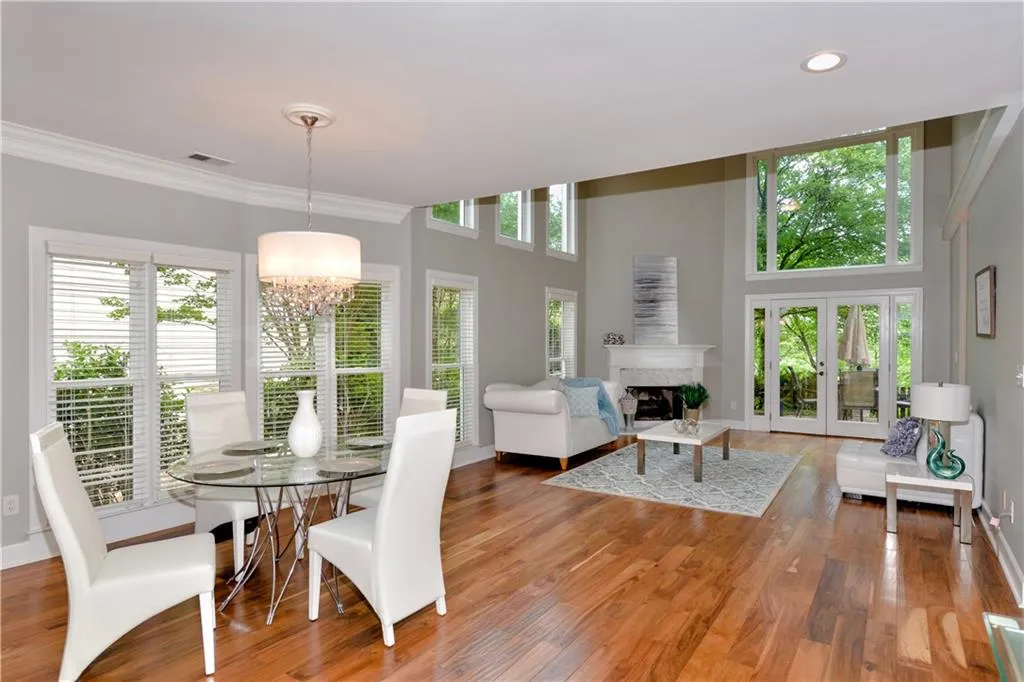 4575 Windsor Park Place, Atlanta, Georgia 30342, 4 Bedrooms Bedrooms, ,2 BathroomsBathrooms,Residential,Sold,4575 Windsor Park Place,6550663