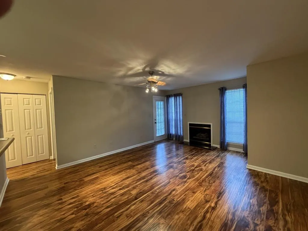 418 Granville Court, Atlanta, Georgia 30328, 1 Bedroom Bedrooms, ,1 BathroomBathrooms,Residential,For Sale,418 Granville Court,7745108