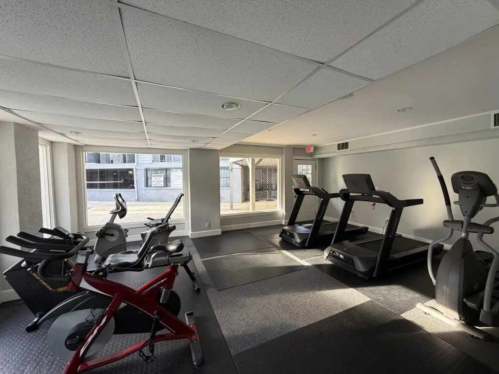 418 Granville Court, Atlanta, Georgia 30328, 1 Bedroom Bedrooms, ,1 BathroomBathrooms,Residential,For Sale,418 Granville Court,7745108