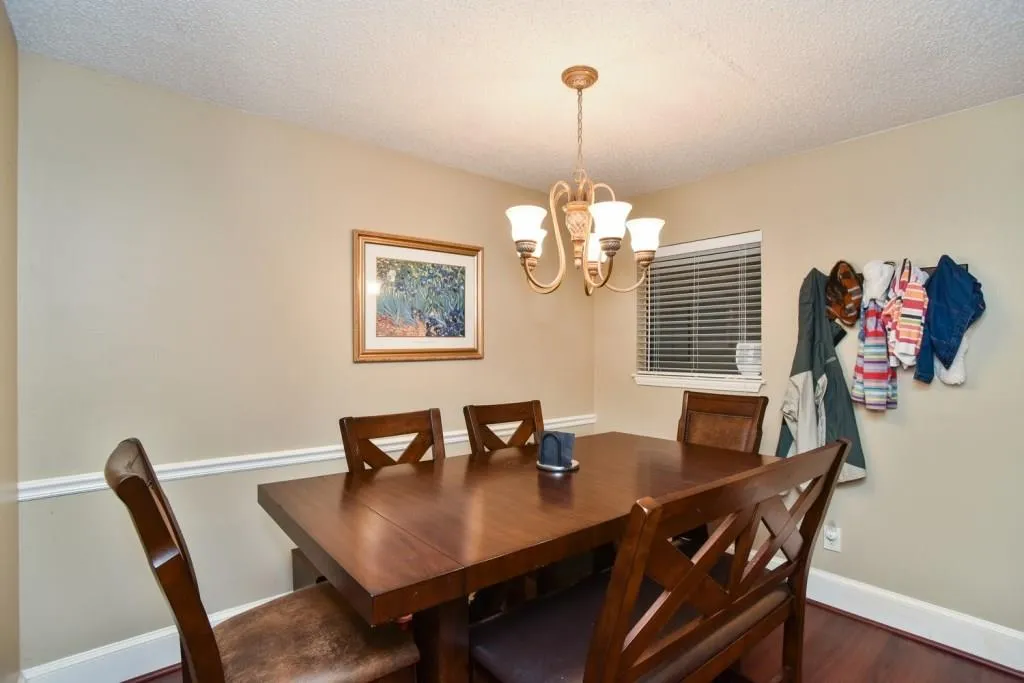 1611 Huntingdon Chase, Sandy Springs, Georgia 30350, 2 Bedrooms Bedrooms, ,2 BathroomsBathrooms,Residential,Sold,1611 Huntingdon Chase,5869078