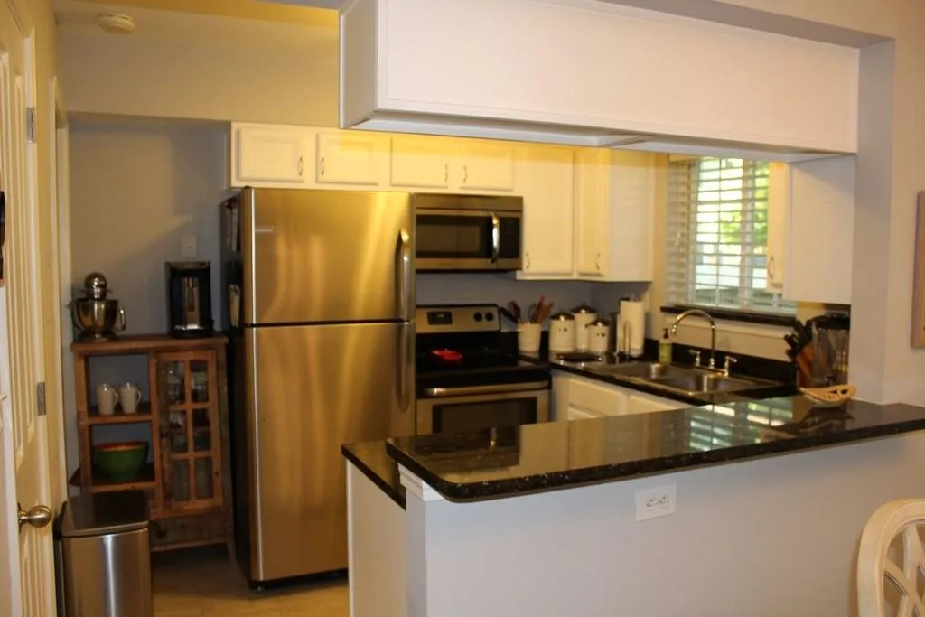 6940 Roswell Road Unit 19d, Atlanta, Georgia 30328, 2 Bedrooms Bedrooms, ,1 BathroomBathrooms,Residential,Sold,6940 Roswell Road Unit 19d,6544956