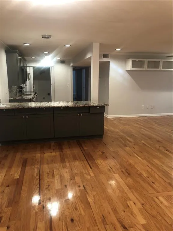 1802 Brighton Point, Atlanta, Georgia 30328, 3 Bedrooms Bedrooms, ,2 BathroomsBathrooms,Residential,Sold,1802 Brighton Point,6672543