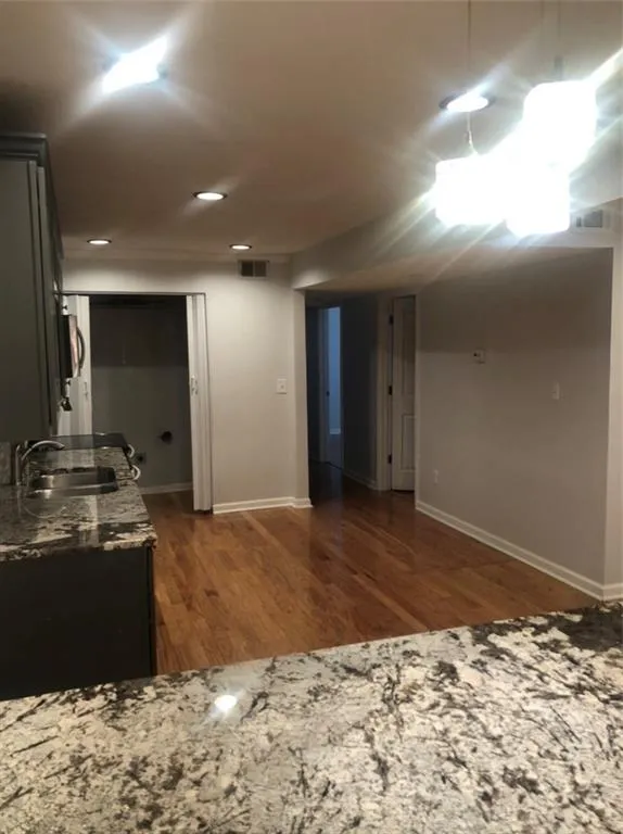 1802 Brighton Point, Atlanta, Georgia 30328, 3 Bedrooms Bedrooms, ,2 BathroomsBathrooms,Residential,Sold,1802 Brighton Point,6672543