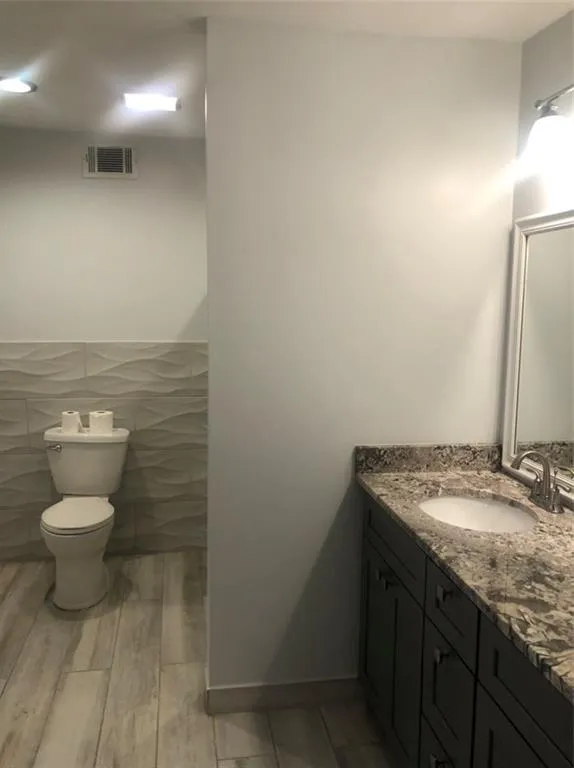 1802 Brighton Point, Atlanta, Georgia 30328, 3 Bedrooms Bedrooms, ,2 BathroomsBathrooms,Residential,Sold,1802 Brighton Point,6672543