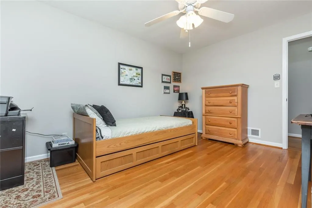7120 Dunhill Terrace Ne, Sandy Springs, Georgia 30328, 3 Bedrooms Bedrooms, ,2 BathroomsBathrooms,Residential,Sold,7120 Dunhill Terrace Ne,6895511
