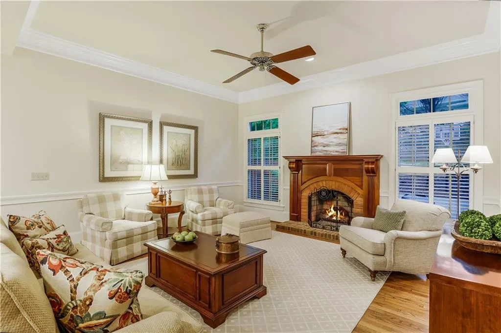 8440 Lazy Oaks Court, Atlanta, Georgia 30350, 6 Bedrooms Bedrooms, ,5 BathroomsBathrooms,Residential,Sold,8440 Lazy Oaks Court,6879320