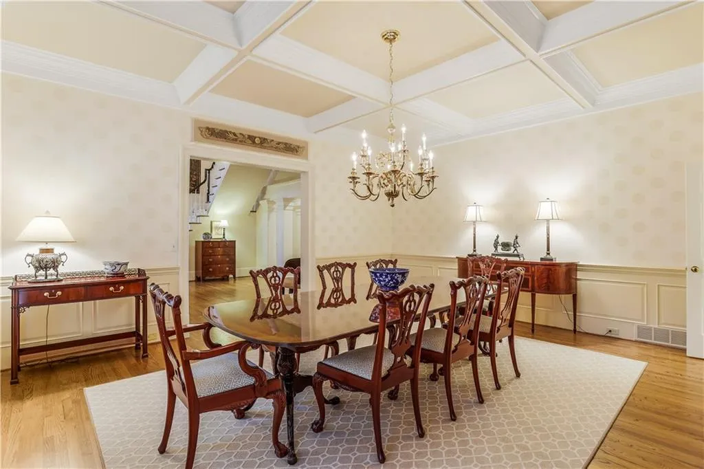 8440 Lazy Oaks Court, Atlanta, Georgia 30350, 6 Bedrooms Bedrooms, ,5 BathroomsBathrooms,Residential,Sold,8440 Lazy Oaks Court,6879320