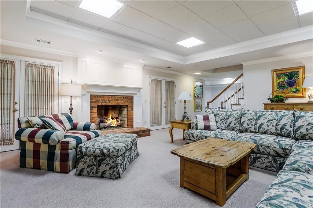 8440 Lazy Oaks Court, Atlanta, Georgia 30350, 6 Bedrooms Bedrooms, ,5 BathroomsBathrooms,Residential,Sold,8440 Lazy Oaks Court,6879320