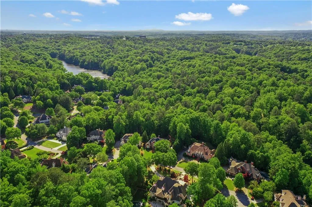 8440 Lazy Oaks Court, Atlanta, Georgia 30350, 6 Bedrooms Bedrooms, ,5 BathroomsBathrooms,Residential,Sold,8440 Lazy Oaks Court,6879320