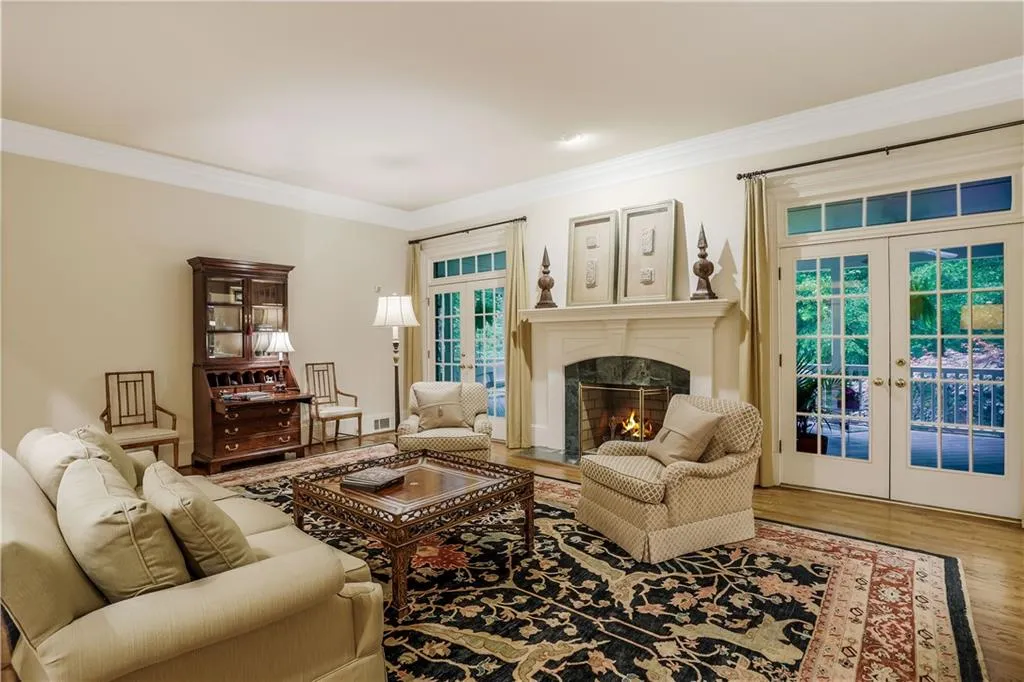 8440 Lazy Oaks Court, Atlanta, Georgia 30350, 6 Bedrooms Bedrooms, ,5 BathroomsBathrooms,Residential,Sold,8440 Lazy Oaks Court,6879320