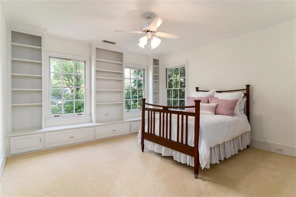 40 Old Vermont Place, Sandy Springs, Georgia 30328, 7 Bedrooms Bedrooms, ,6 BathroomsBathrooms,Residential,Sold,40 Old Vermont Place,6620673