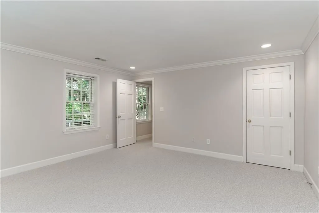 40 Old Vermont Place, Sandy Springs, Georgia 30328, 7 Bedrooms Bedrooms, ,6 BathroomsBathrooms,Residential,Sold,40 Old Vermont Place,6620673