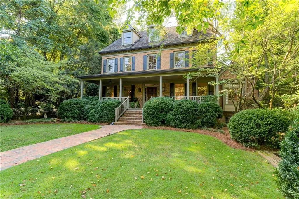 40 Old Vermont Place, Sandy Springs, Georgia 30328, 7 Bedrooms Bedrooms, ,6 BathroomsBathrooms,Residential,Sold,40 Old Vermont Place,6620673