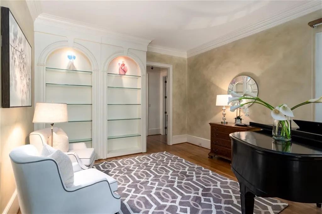 40 Old Vermont Place, Sandy Springs, Georgia 30328, 7 Bedrooms Bedrooms, ,6 BathroomsBathrooms,Residential,Sold,40 Old Vermont Place,6620673