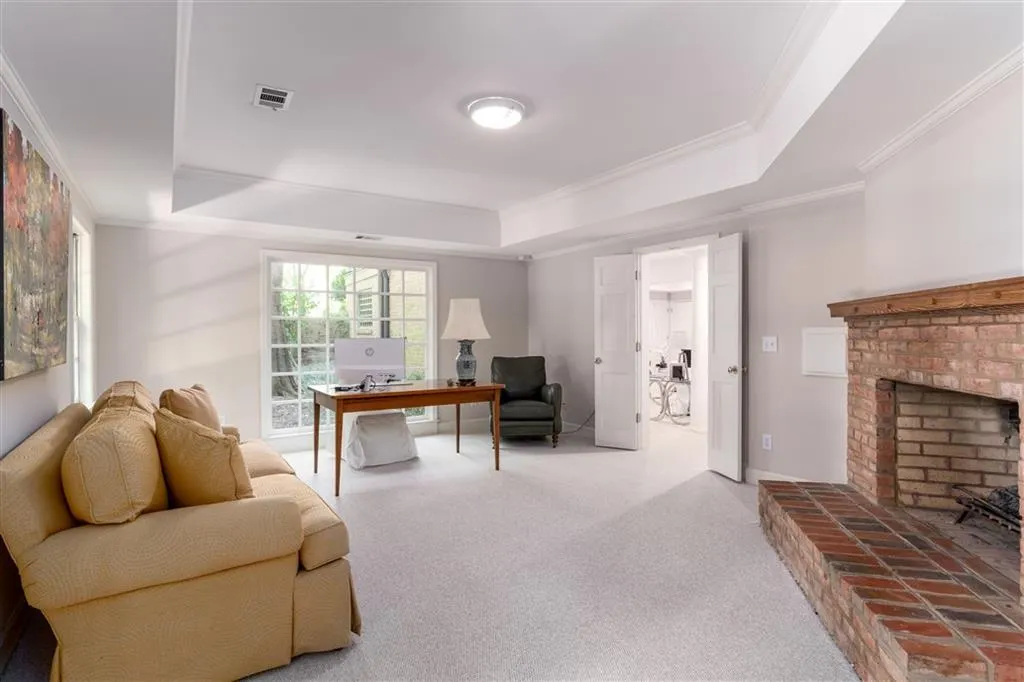 40 Old Vermont Place, Sandy Springs, Georgia 30328, 7 Bedrooms Bedrooms, ,6 BathroomsBathrooms,Residential,Sold,40 Old Vermont Place,6620673