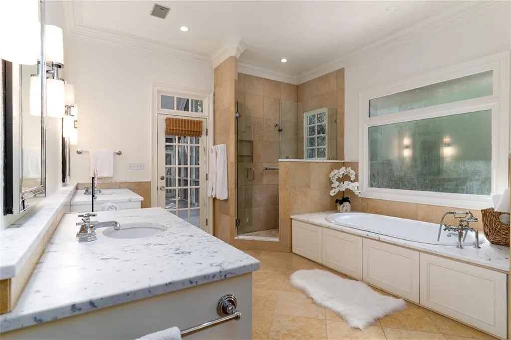 40 Old Vermont Place, Sandy Springs, Georgia 30328, 7 Bedrooms Bedrooms, ,6 BathroomsBathrooms,Residential,Sold,40 Old Vermont Place,6620673