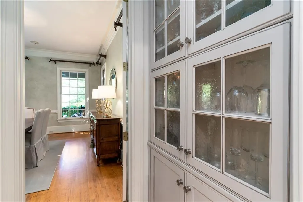 40 Old Vermont Place, Sandy Springs, Georgia 30328, 7 Bedrooms Bedrooms, ,6 BathroomsBathrooms,Residential,Sold,40 Old Vermont Place,6620673