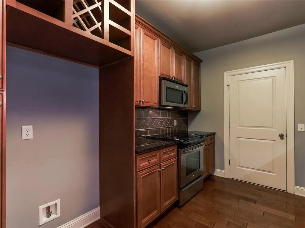 901 Abernathy Road Ne Unit 3250, Atlanta, Georgia 30328, 3 Bedrooms Bedrooms, ,2 BathroomsBathrooms,Residential,Sold,901 Abernathy Road Ne Unit 3250,6962166