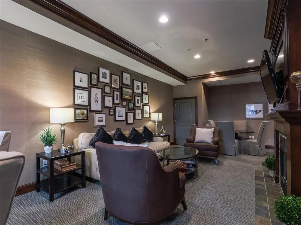 901 Abernathy Road Ne Unit 3250, Atlanta, Georgia 30328, 3 Bedrooms Bedrooms, ,2 BathroomsBathrooms,Residential,Sold,901 Abernathy Road Ne Unit 3250,6962166