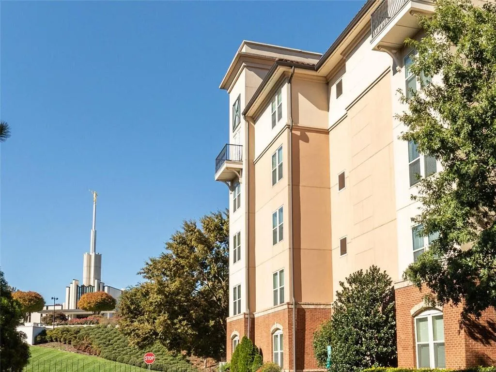 901 Abernathy Road Ne Unit 3250, Atlanta, Georgia 30328, 3 Bedrooms Bedrooms, ,2 BathroomsBathrooms,Residential,Sold,901 Abernathy Road Ne Unit 3250,6962166
