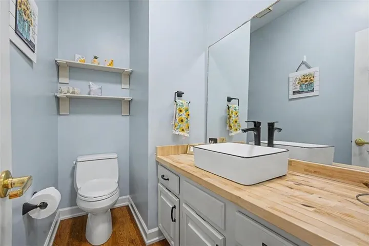 1170