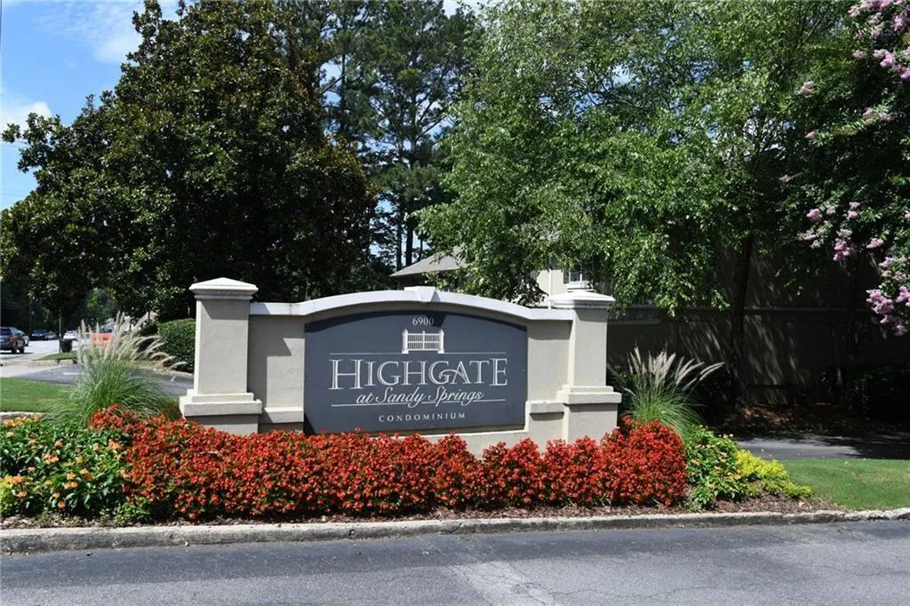 6900 Roswell Road Unit N13, Atlanta, Georgia 30328, 2 Bedrooms Bedrooms, ,2 BathroomsBathrooms,Residential,Sold,6900 Roswell Road Unit N13,6514780