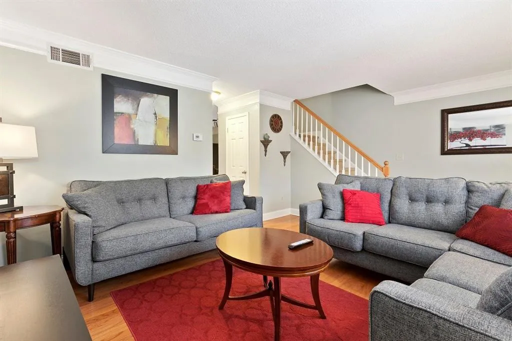 6900 Roswell Road Unit N13, Atlanta, Georgia 30328, 2 Bedrooms Bedrooms, ,2 BathroomsBathrooms,Residential,Sold,6900 Roswell Road Unit N13,6514780