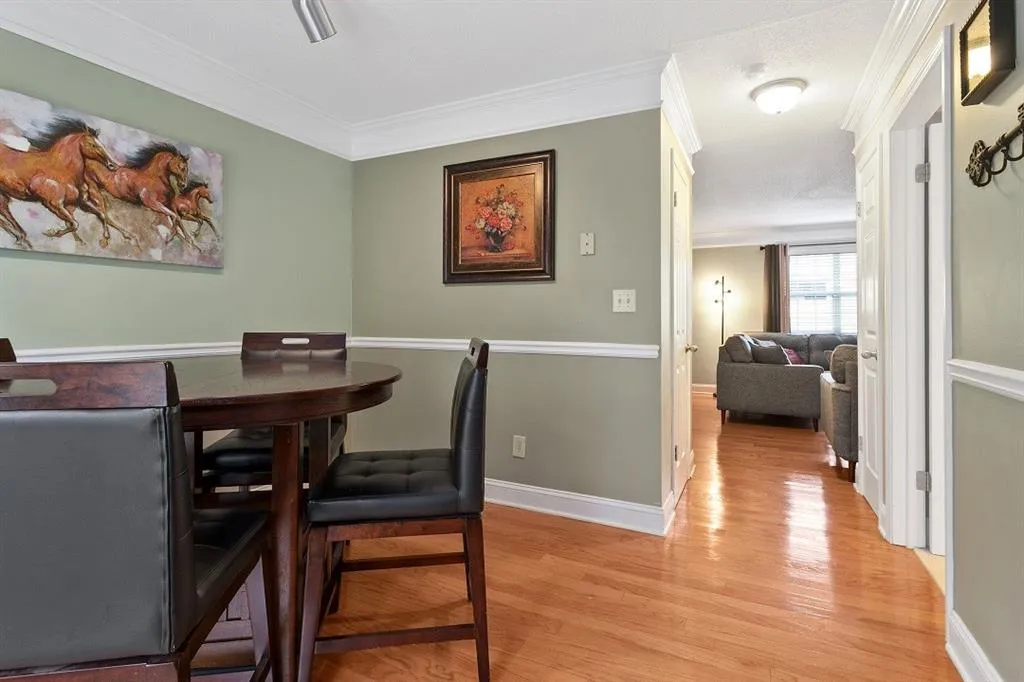 6900 Roswell Road Unit N13, Atlanta, Georgia 30328, 2 Bedrooms Bedrooms, ,2 BathroomsBathrooms,Residential,Sold,6900 Roswell Road Unit N13,6514780