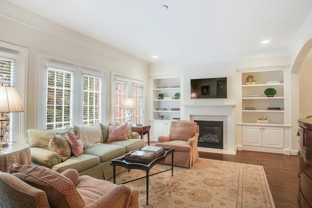1735 Peachtree Street Ne Unit 604, Atlanta, Georgia 30309, 4 Bedrooms Bedrooms, ,3 BathroomsBathrooms,Residential,Sold,1735 Peachtree Street Ne Unit 604,5954250