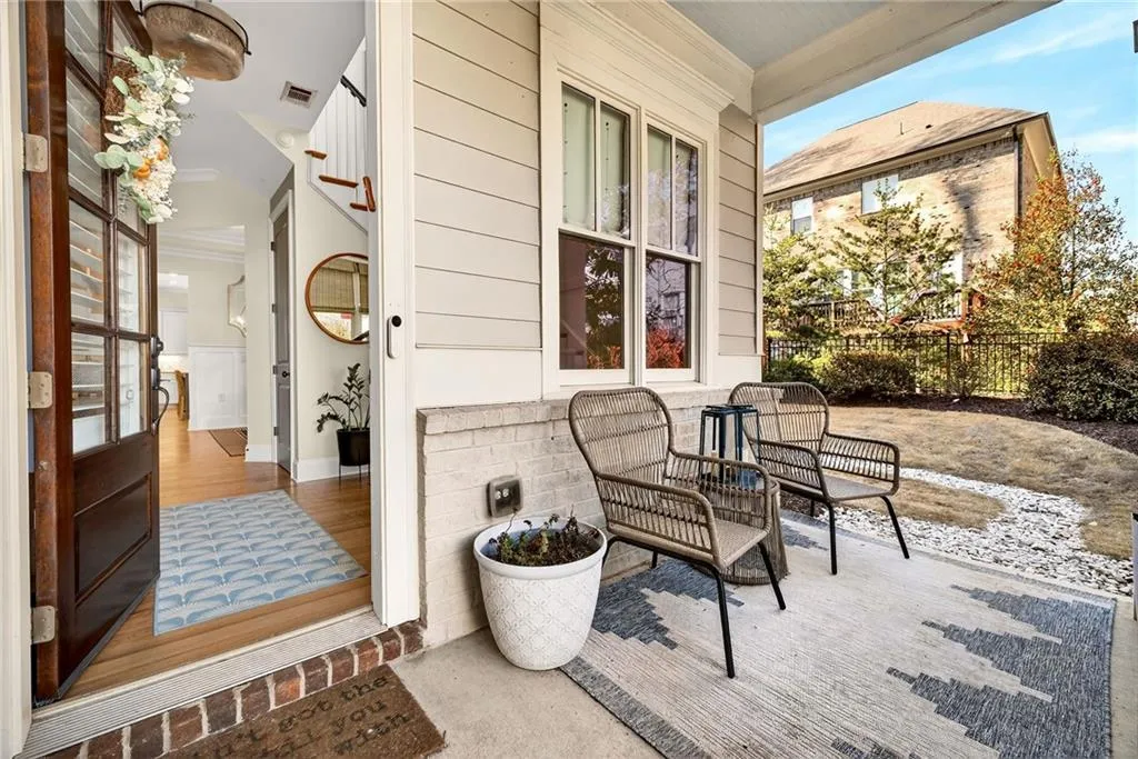 2375 Logan Circle Ne, Brookhaven, Georgia 30319, 5 Bedrooms Bedrooms, 0 ,5 BathroomsBathrooms,Residential,Sold,2375 Logan Circle Ne,7718024