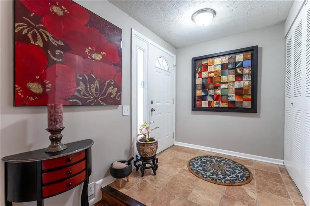 60 Dunwoody Springs Drive, Atlanta, Georgia 30328, 2 Bedrooms Bedrooms, ,2 BathroomsBathrooms,Residential,Sold,60 Dunwoody Springs Drive,7004857