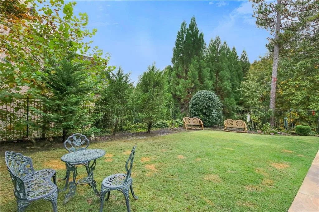 5480 Claire Rose Lane, Atlanta, Georgia 30327, 6 Bedrooms Bedrooms, ,7 BathroomsBathrooms,Residential,Sold,5480 Claire Rose Lane,6802173