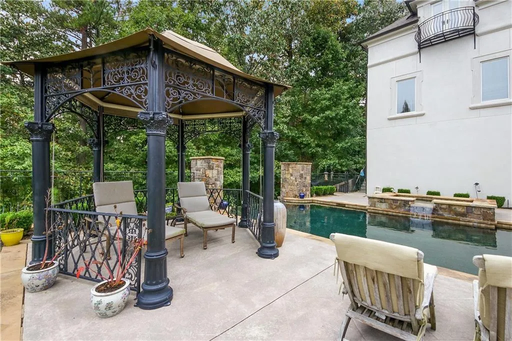 5480 Claire Rose Lane, Atlanta, Georgia 30327, 6 Bedrooms Bedrooms, ,7 BathroomsBathrooms,Residential,Sold,5480 Claire Rose Lane,6802173