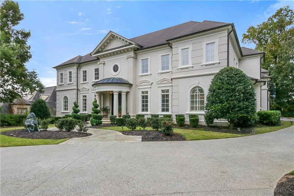 5480 Claire Rose Lane, Atlanta, Georgia 30327, 6 Bedrooms Bedrooms, ,7 BathroomsBathrooms,Residential,Sold,5480 Claire Rose Lane,6802173