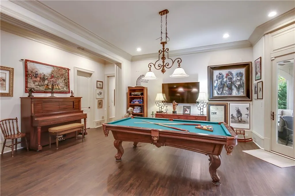 5480 Claire Rose Lane, Atlanta, Georgia 30327, 6 Bedrooms Bedrooms, ,7 BathroomsBathrooms,Residential,Sold,5480 Claire Rose Lane,6802173