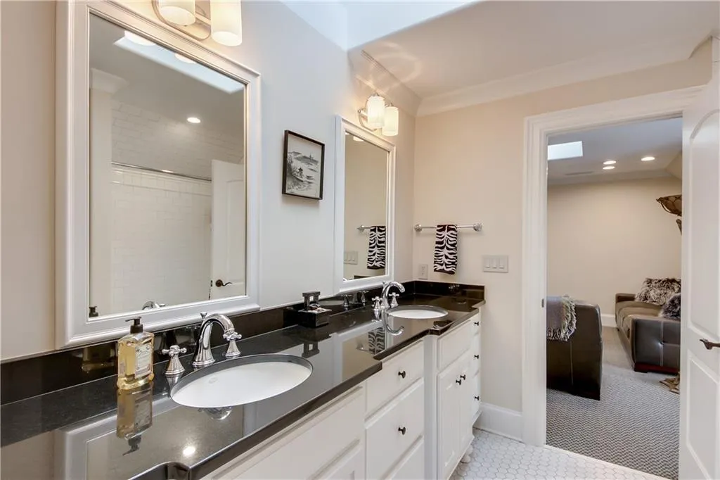 5480 Claire Rose Lane, Atlanta, Georgia 30327, 6 Bedrooms Bedrooms, ,7 BathroomsBathrooms,Residential,Sold,5480 Claire Rose Lane,6802173