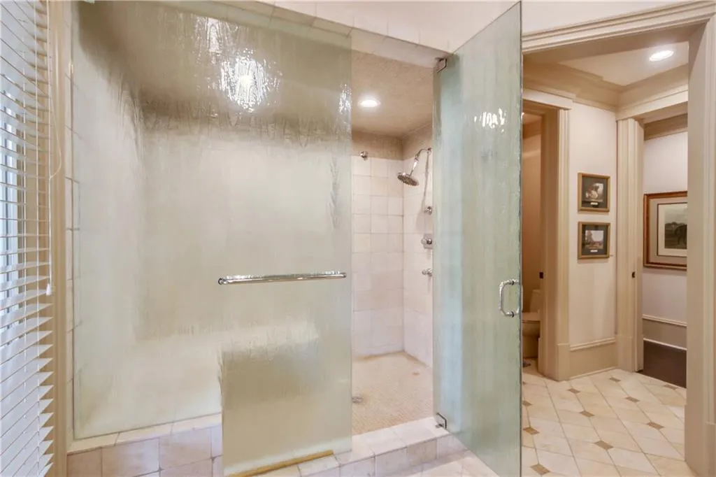 5480 Claire Rose Lane, Atlanta, Georgia 30327, 6 Bedrooms Bedrooms, ,7 BathroomsBathrooms,Residential,Sold,5480 Claire Rose Lane,6802173