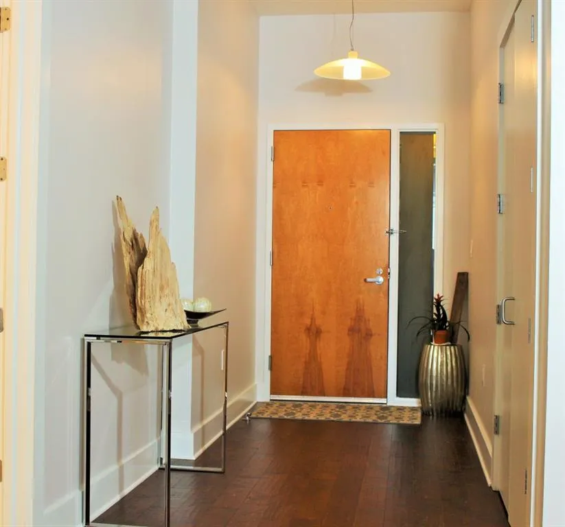 206 11th Street Unit 304, Atlanta, Georgia 30309, 1 Bedroom Bedrooms, ,1 BathroomBathrooms,Residential,Sold,206 11th Street Unit 304,5718183