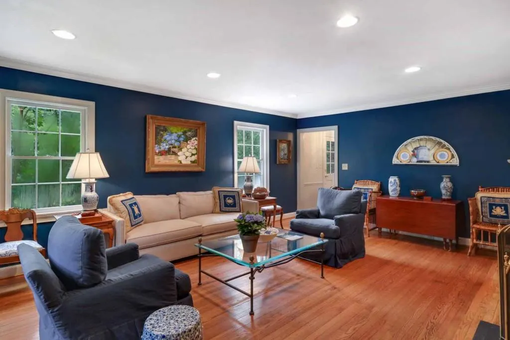 691 Woodward Way, Atlanta, Georgia 30327, 3 Bedrooms Bedrooms, ,2 BathroomsBathrooms,Residential,Sold,691 Woodward Way,5729482