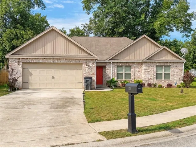 105 Mcewen Court, Perry, Georgia 31069
