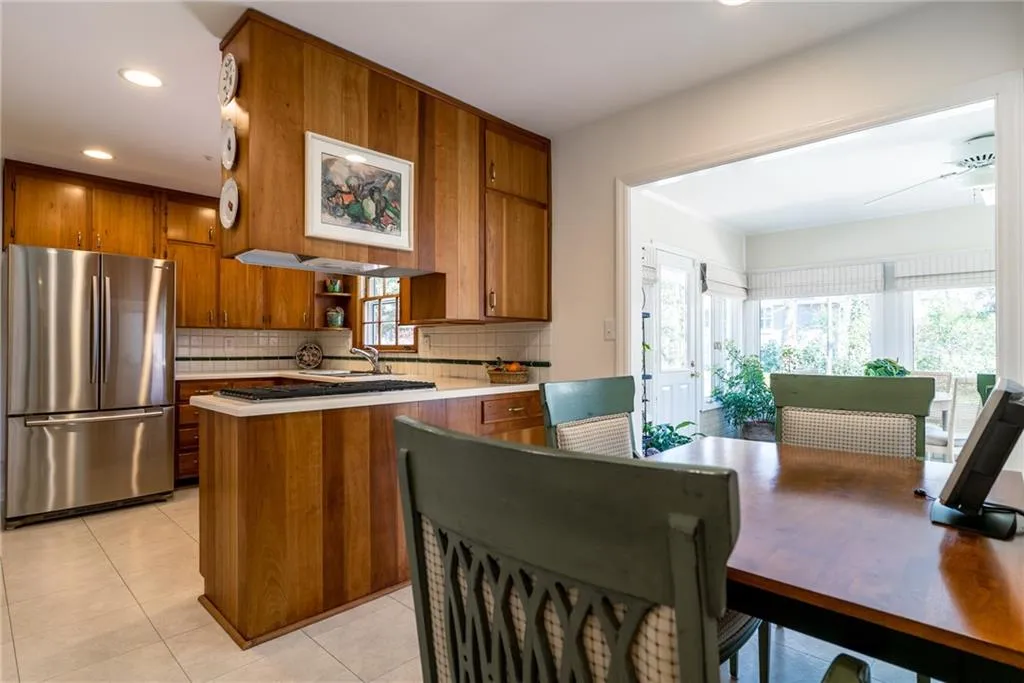 4695 Cherrywood Lane, Sandy Springs, Georgia 30342, 3 Bedrooms Bedrooms, ,2 BathroomsBathrooms,Residential,Sold,4695 Cherrywood Lane,5983806