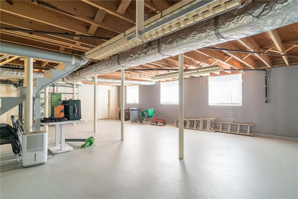 4695 Cherrywood Lane, Sandy Springs, Georgia 30342, 3 Bedrooms Bedrooms, ,2 BathroomsBathrooms,Residential,Sold,4695 Cherrywood Lane,5983806