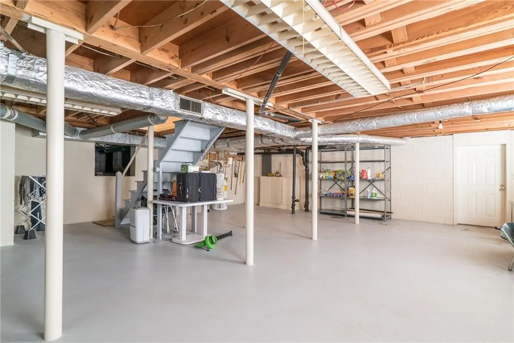 4695 Cherrywood Lane, Sandy Springs, Georgia 30342, 3 Bedrooms Bedrooms, ,2 BathroomsBathrooms,Residential,Sold,4695 Cherrywood Lane,5983806