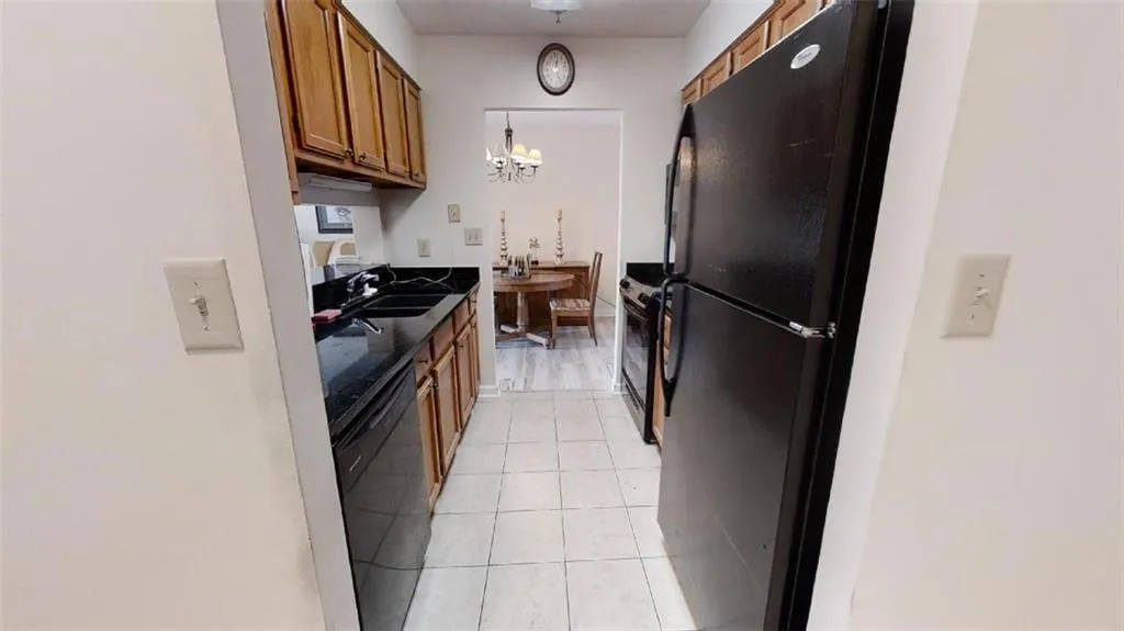 300 Johnson Ferry Road Ne Unit B612, Sandy Springs, Georgia 30328, 1 Bedroom Bedrooms, ,1 BathroomBathrooms,Residential,Sold,300 Johnson Ferry Road Ne Unit B612,6933326