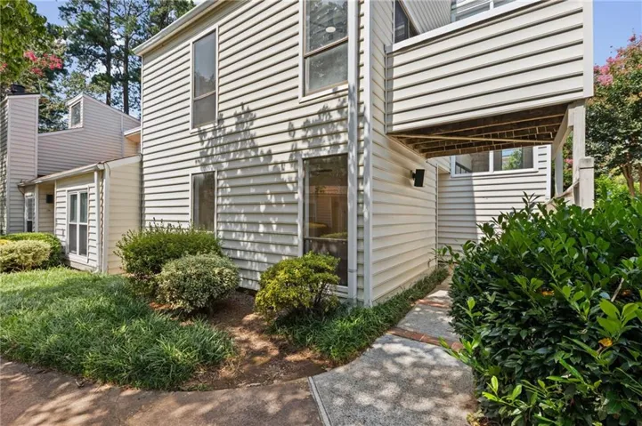 708 Serramonte Drive, Marietta, Georgia 30068