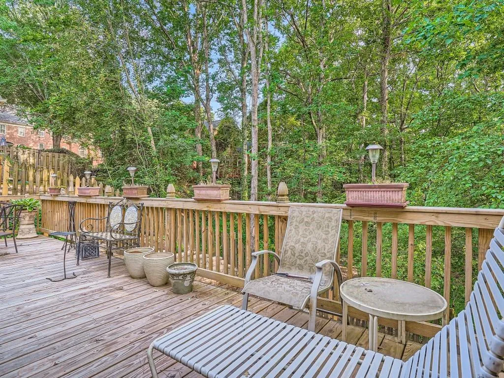 7155 Roswell Road Unit 56, Sandy Springs, Georgia 30328, 4 Bedrooms Bedrooms, ,5 BathroomsBathrooms,Residential,Sold,7155 Roswell Road Unit 56,7234535